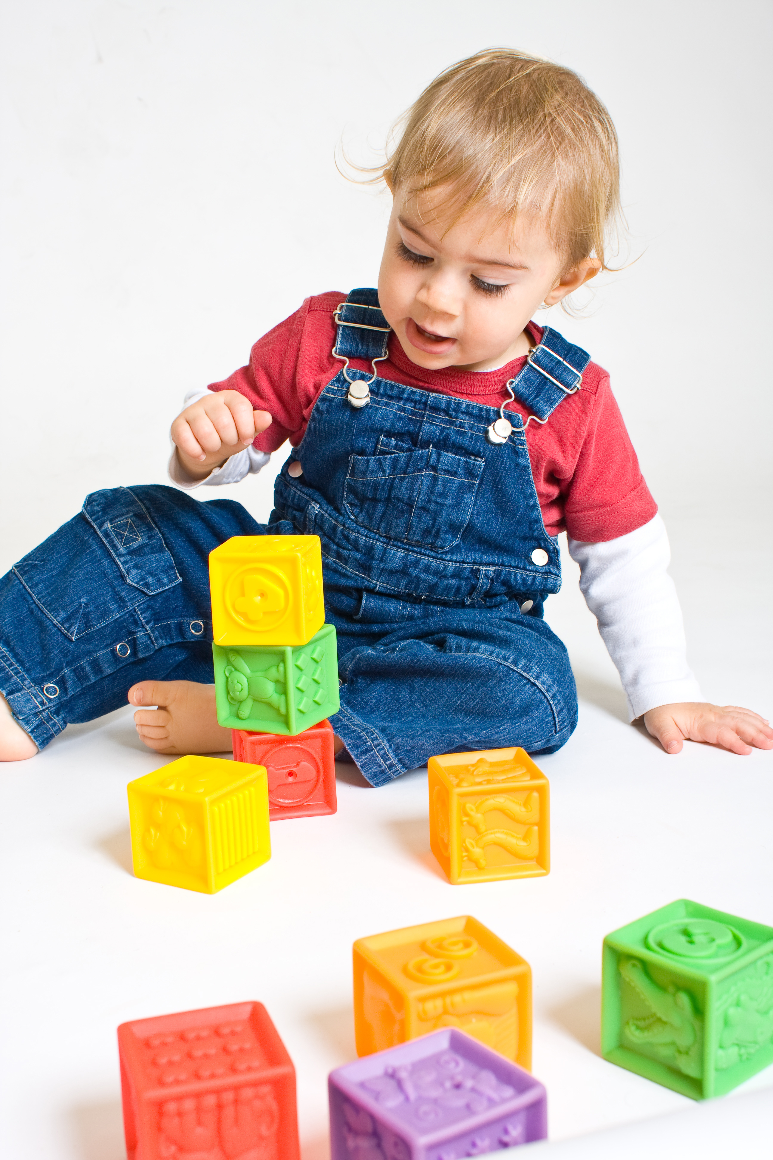 bébé éveil jeu enfant garçon cube construction esprit apprendre