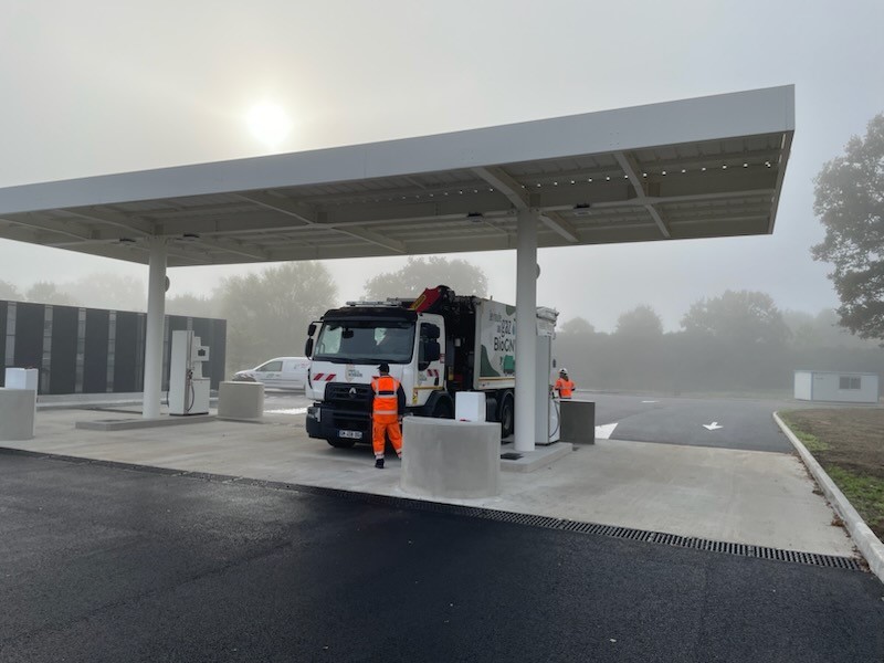 Inauguration de la station BioGNV des Herbiers - CC du Pays des ...